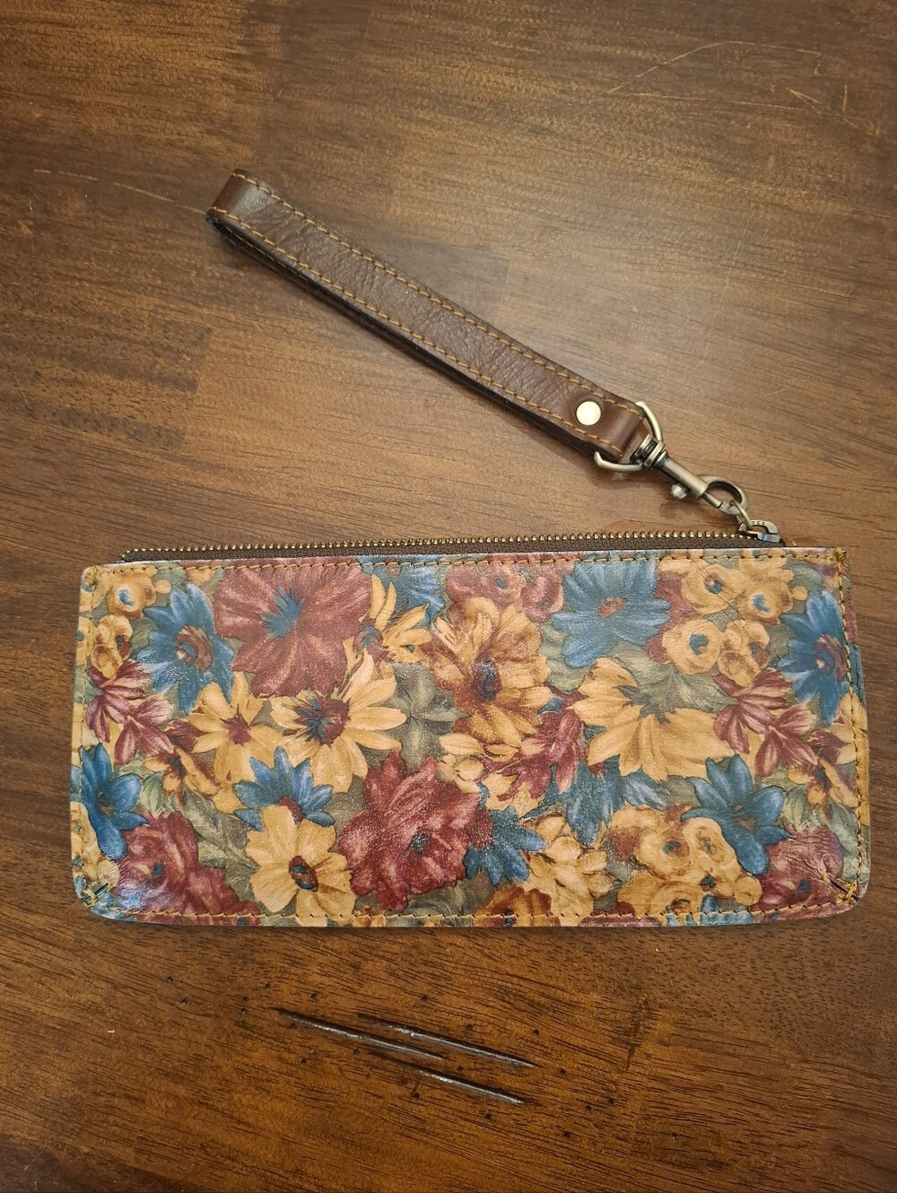 Patricia Nash Wristlet Wallet NWT Fresco Bouquet